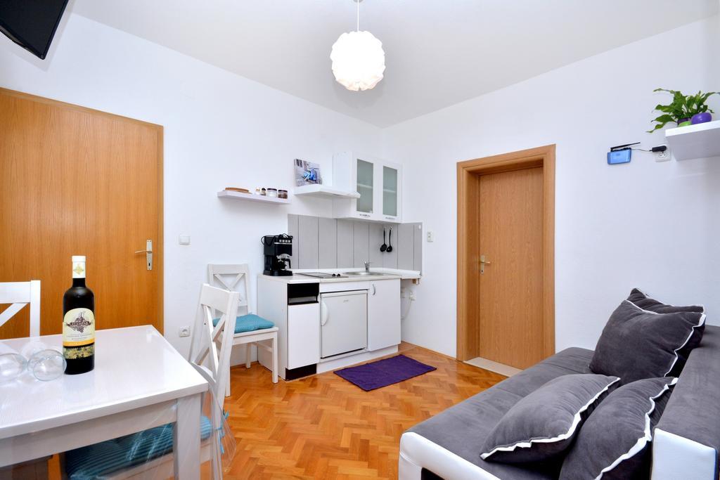 Apartment Joe Light بودْسْتغانا الغرفة الصورة